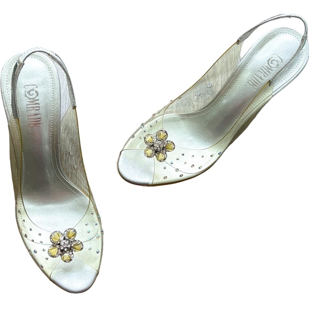 NWOT.  Comrade Clear Slingback Peep Toe Heels Sandals. Size: US 6.5